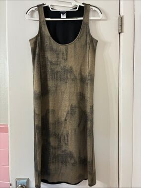 Worth Metallic Gold and Black Scoop Neck Midi Dress